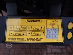 Mercedes-Benz Actros 1824 L Bakwagen + Laadklep 2000 kg