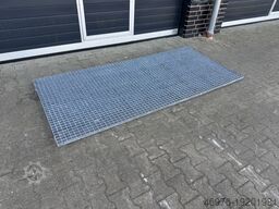 Gesamttiefe: 2.460 mm / Gesamtbreite: 1.130 mm / / MW: 35 x 40 mm / GR-126