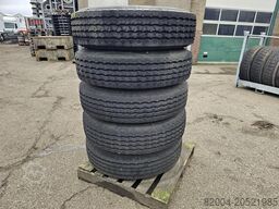 MICHELIN 275/80 R 22.5
