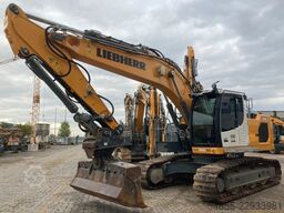 LIEBHERR R924