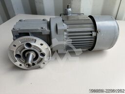 SEW-EURODRIVE WF20 DT63L4/B03/Z 0,25 kW 47 obr./min 34 Nm z hamulcem 400 V