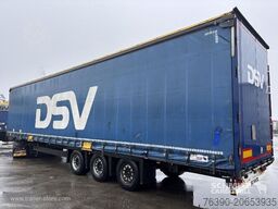Schmitz Cargobull Semitrailer Curtainsider Mega