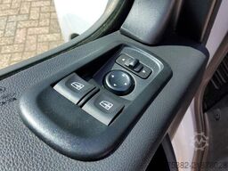 Renault Master 150.35 MET OPBOUW LAADBAK - LAADKLEP - E...