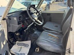 Toyota LANDCRUISER **RECOVERY TRUCK-WINCH**