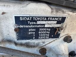 Toyota LANDCRUISER **RECOVERY TRUCK-WINCH**