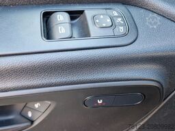 MERCEDES-BENZ 519 und 517 Glasdach XXL  20 Sitze Stock