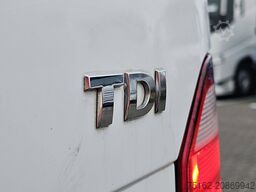 VOLKSWAGEN TRANSPORTER 2.0 TDI L2H1 Combi 9p Airco!