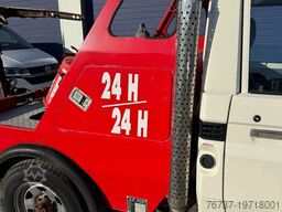 Toyota LANDCRUISER **RECOVERY TRUCK-WINCH**