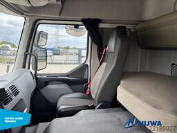 Renault D WIDE 4x2 Schuifzeil + Laadklep 2000KG