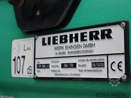 Liebherr LTM1050-3.1 6x6x6 Drive, VarioBase, 50t Capacity,