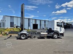 MERCEDES-BENZ Atego 818 L Fahrgestell, 2 Stück vorhanden