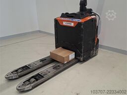 Toyota LPE200