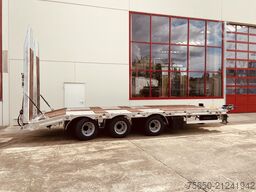 Möslein TT 28  Tridem- Tieflader 3 Achs, gelenktNeufahrzeug