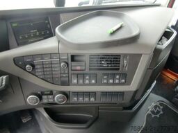 VOLVO FH 500 8X4*4 EURO 6, RETARDER, TIERKöRPERTRANSPORT VOLL LUFT