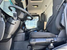 Mercedes-Benz Arocs 4140 K 8x4/4 Meiller Tipper (40 units)