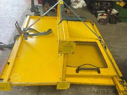 Webster & Bennett 72” V Series Elevating Rail