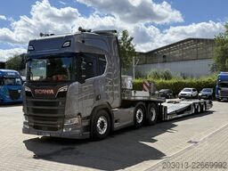 SCANIA R530 6x2 SZM mit Pavelli Tieflader Auflieger