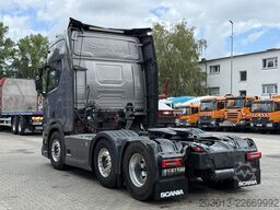 SCANIA R530 6x2 SZM mit Pavelli Tieflader Auflieger