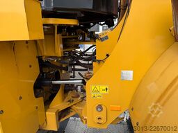 CATERPILLAR 962M Radlader 20,2 Ton *Schaufel