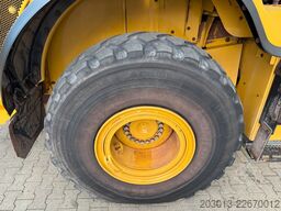 CATERPILLAR 962M Radlader 20,2 Ton *Schaufel