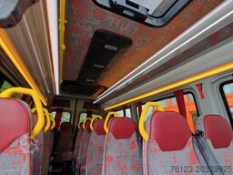 MERCEDES-BENZ 515 Sprinter 22 Schlafsessel Lagerfahrzeug Stock