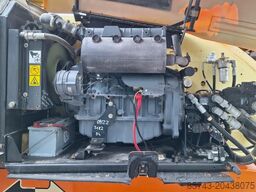 JLG 860SJ Diesel, 4x4 Drive, 28.2m Working Height, 22.