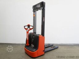 Erdwerk Baumaschinen Erdwerk Baumaschinen Erdwerk Baumaschinen
