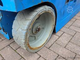 Genie GS3246 Electric, Working Height 11.75 m, 318kg Cap