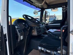 MAN TGS 26.320 + 6x4 FRONT TRACTION + STEERING/LIFT...