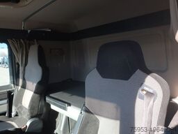 MAN 18.400 TGS L-Haus Silo Kompressor Intarder ADR