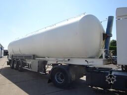 Benalu CITERNE PULVERULENTE 64000 L