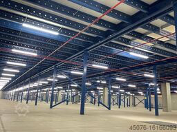 Lagerbühne 7000 m²