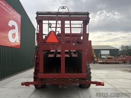 New Holland D2000