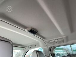 VOLKSWAGEN T7 Multivan Style eHybrid KR 4MOTION AHK Matrix