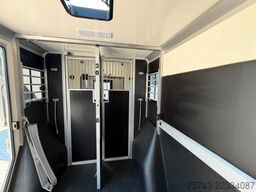 RENAULT Master STX 5 Sitzer Haras ex. Lang Automatik