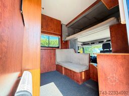 MERCEDES-BENZ ATEGO 1218  5  Pferde  Wohnung Dusche
