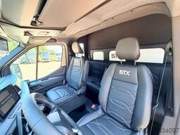 RENAULT Master STX 5 Sitzer Haras ex. Lang Automatik