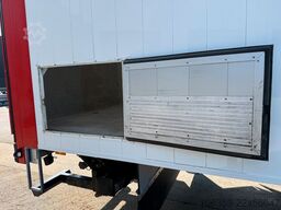 MERCEDES-BENZ Actros 1832 4x2 Sideopening 8,0 m Alubox