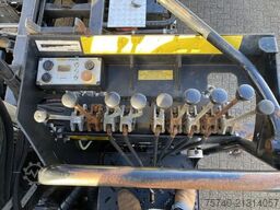 Volvo FM 370 + Euro 5 + Palfinger Z-Q170 Crane + 30to...