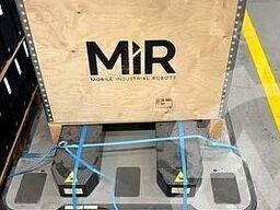 Mobile Industrial Robots (MiR) MIR600 EU Pallet Lift