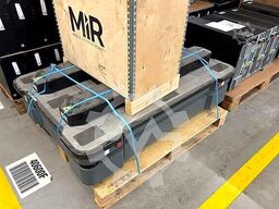 Mobile Industrial Robots (MiR) MIR600 EU Pallet Lift