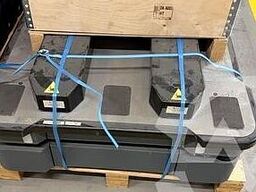 Mobile Industrial Robots (MiR) MIR600 EU Pallet Lift