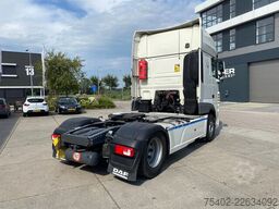 DAF XF 106 530 / Retarder / Full Spoilers / Stand A...