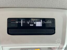 VOLKSWAGEN T6.1 Transporter Kombi lang 8 Sitzer Klima