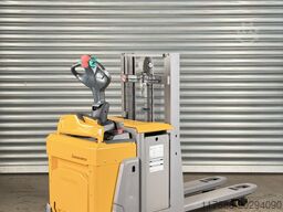 Jungheinrich ERD 220 - Service Neu - nur 3124 Std. Batterie 90%