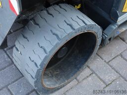 Holland Lift Ecostar HL-9710 Electric, 12m Working Height, 325k