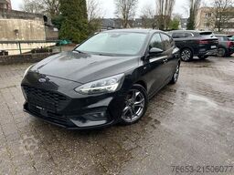 FORD Focus 1,5 Auto 88kW ST-Line*PANO*LED*NAVI*KAMERA