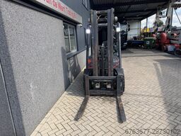 LINDE H30D-01 triplo530 / sideshift / 4e functie / 2010 / 12.900uur / DIESEL