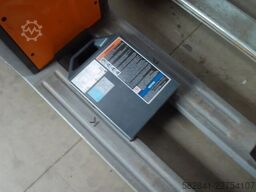 JUNGHEINRICH AME 15
