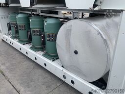 Used Industrial Chiller CLIMAVENETA - 398.9 kW | With warranty